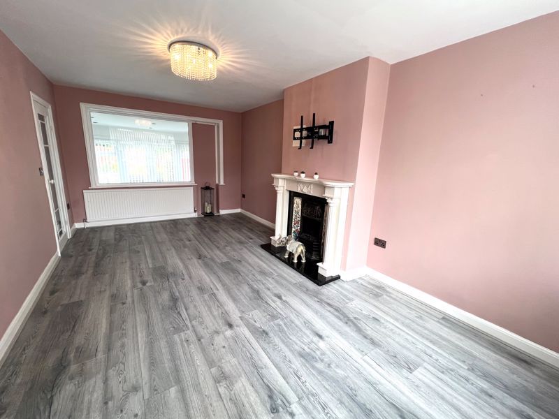 Property photo 2 of 11 Photo 2