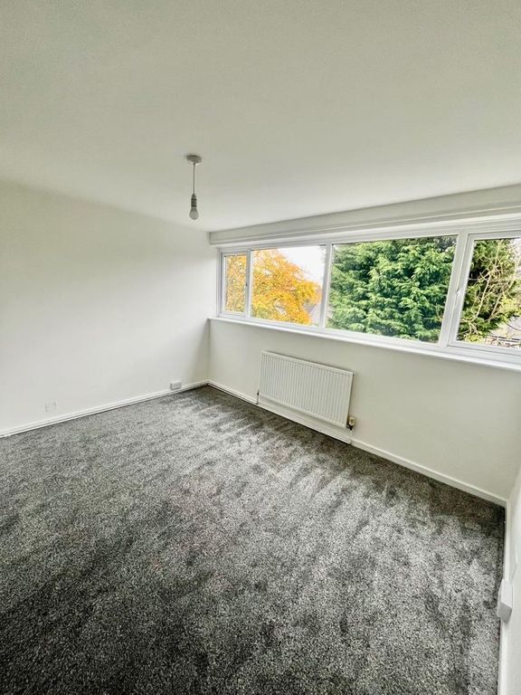 Property photo 2 of 11 Img_1412 Large.Jpeg