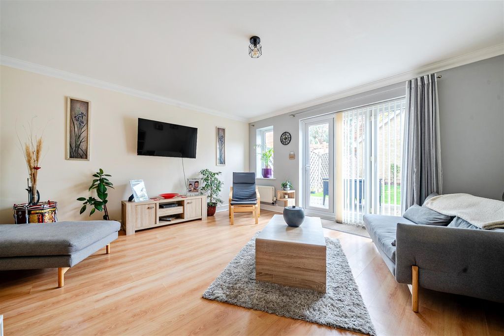 Property photo 2 of 28 1373988-15-69049c7043623.Jpg