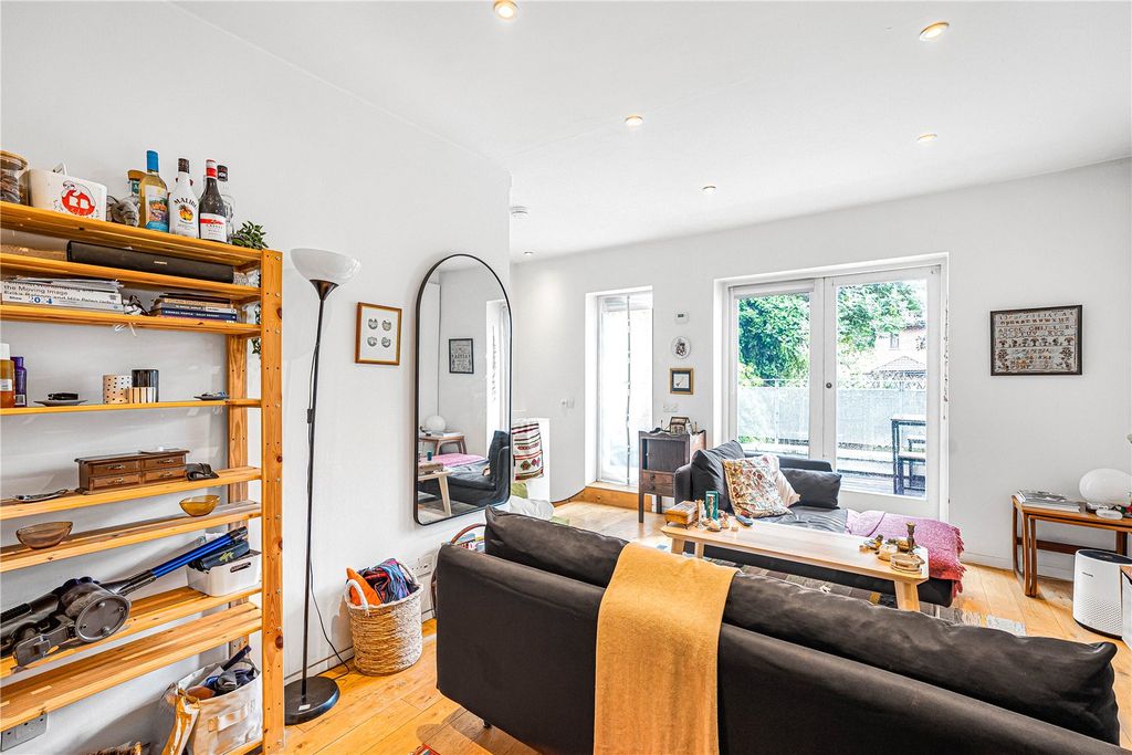 Property photo 2 of 23 Open Plan Living