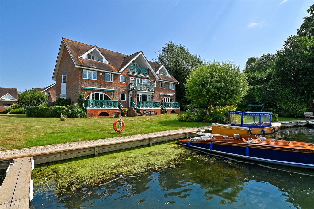 Property photo 1 of 10 Picture No. 03