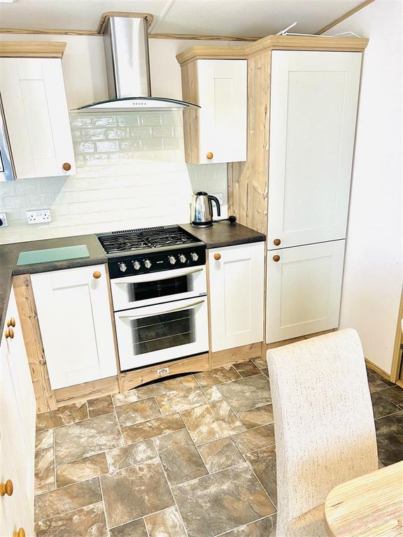 Property photo 2 of 36 Kitchen