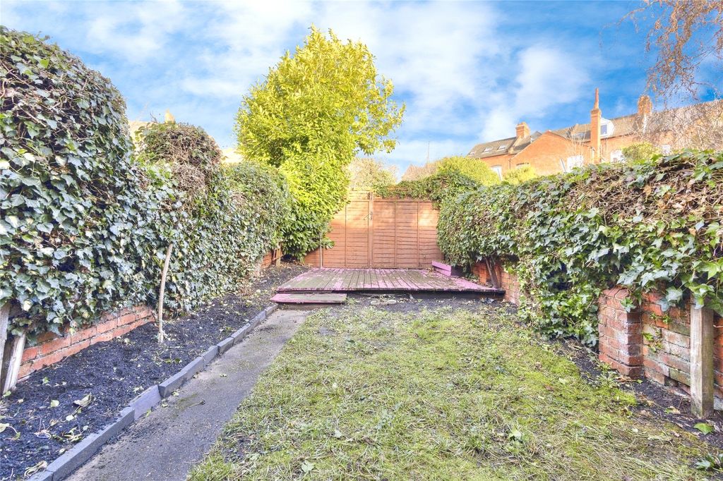 Property photo 3 of 16 Picture No. 21