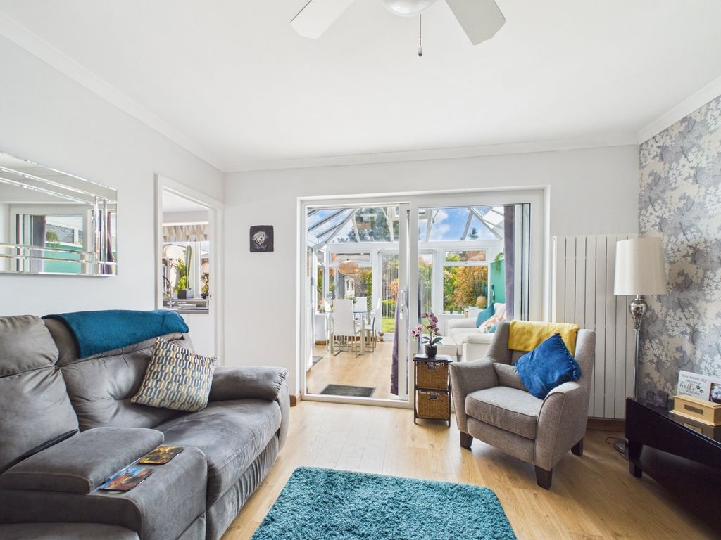 Property photo 2 of 22 Picture No. 12