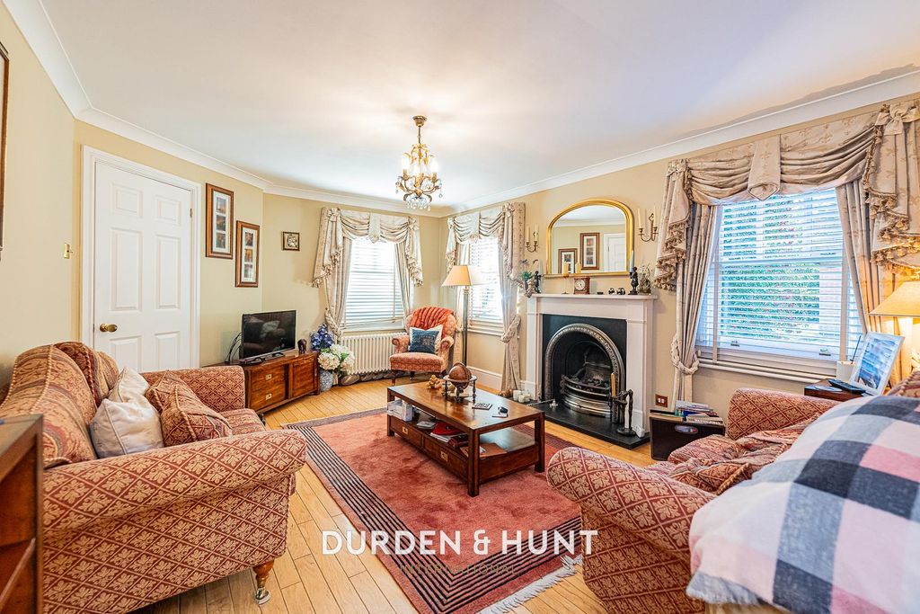 Property photo 3 of 32 Great-14.Jpg