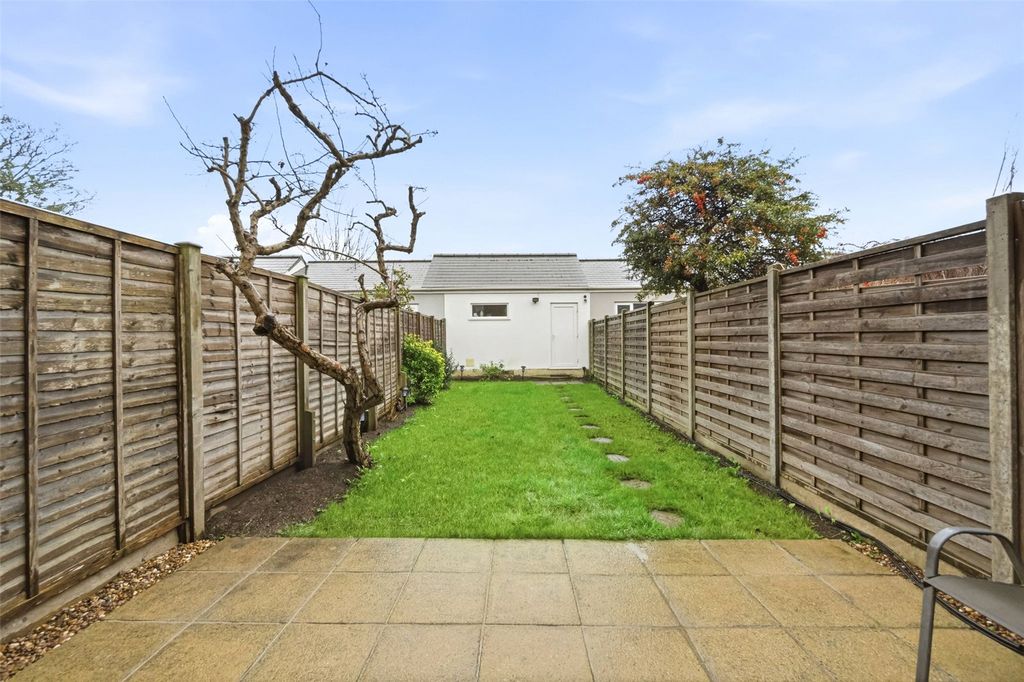 Property photo 2 of 12 Picture No. 08