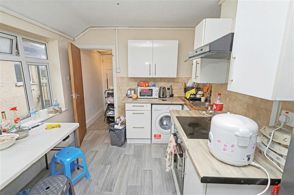 Property photo 2 of 5