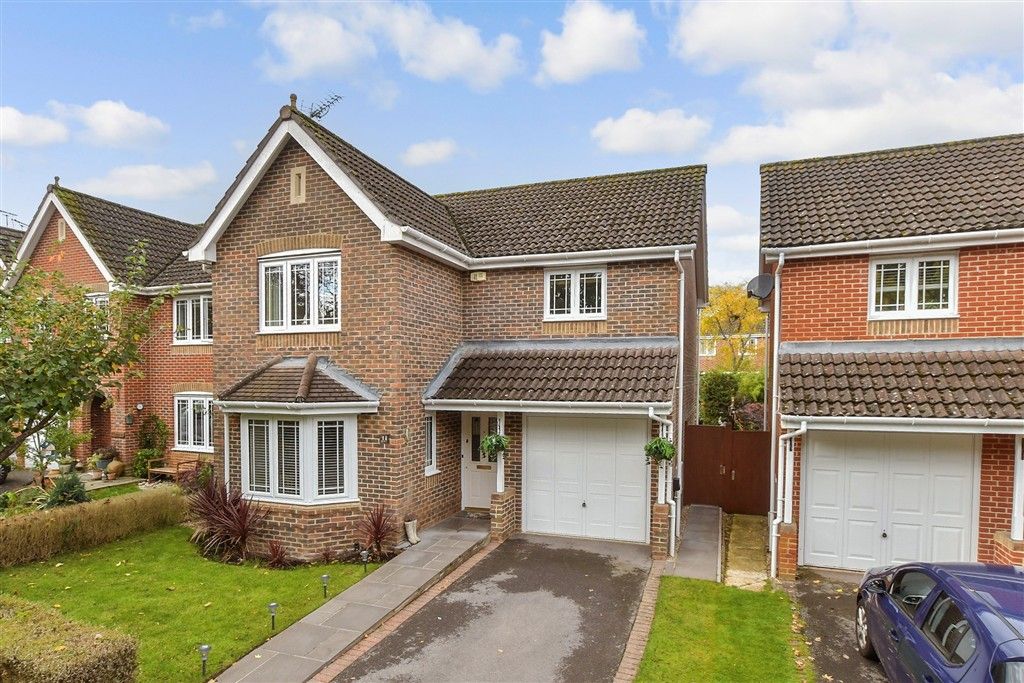 Property photo 2 of 16 External* (Brochure)