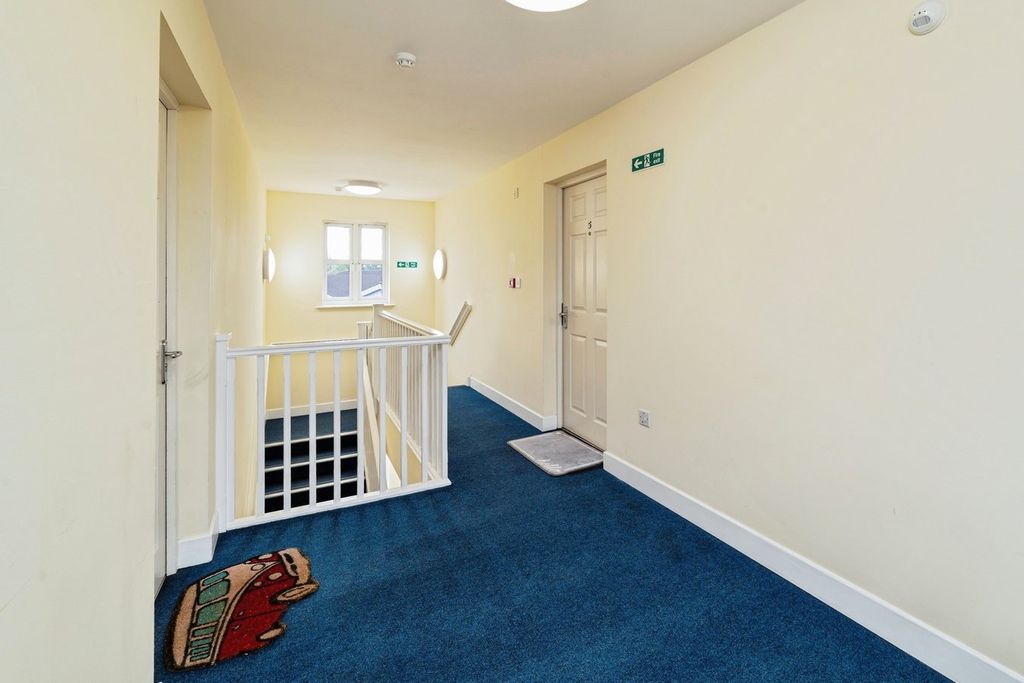 Additional image 12 of 2 bed flat for saleFoundry Close, Melksham SN12