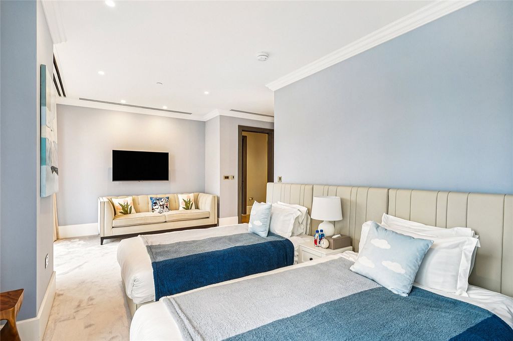 Additional image 20 of 6 bed flat to rentOak Lane, London SW8
