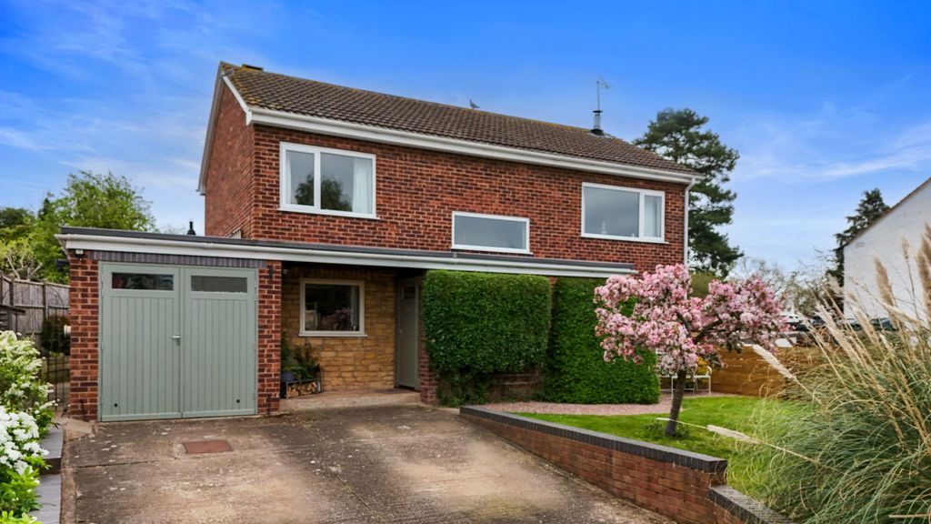 Property photo 3 of 26