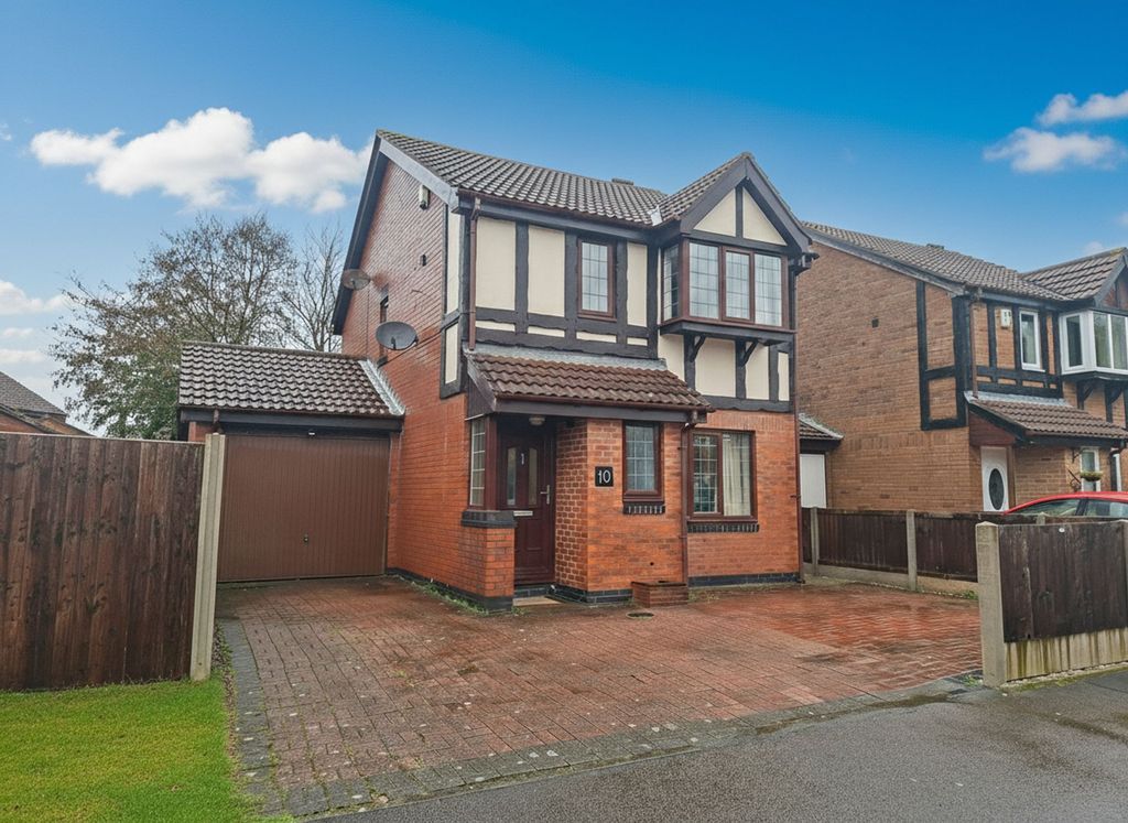 Property photo 1 of 17 Welcome To Roeburn Drive