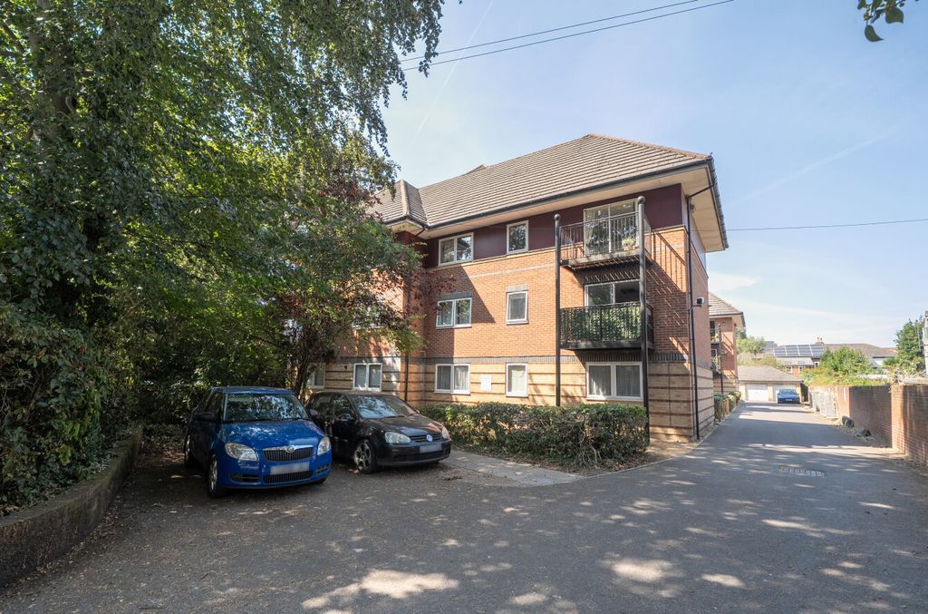 Property photo 1 of 13 1508747-4-6A7F4F3...