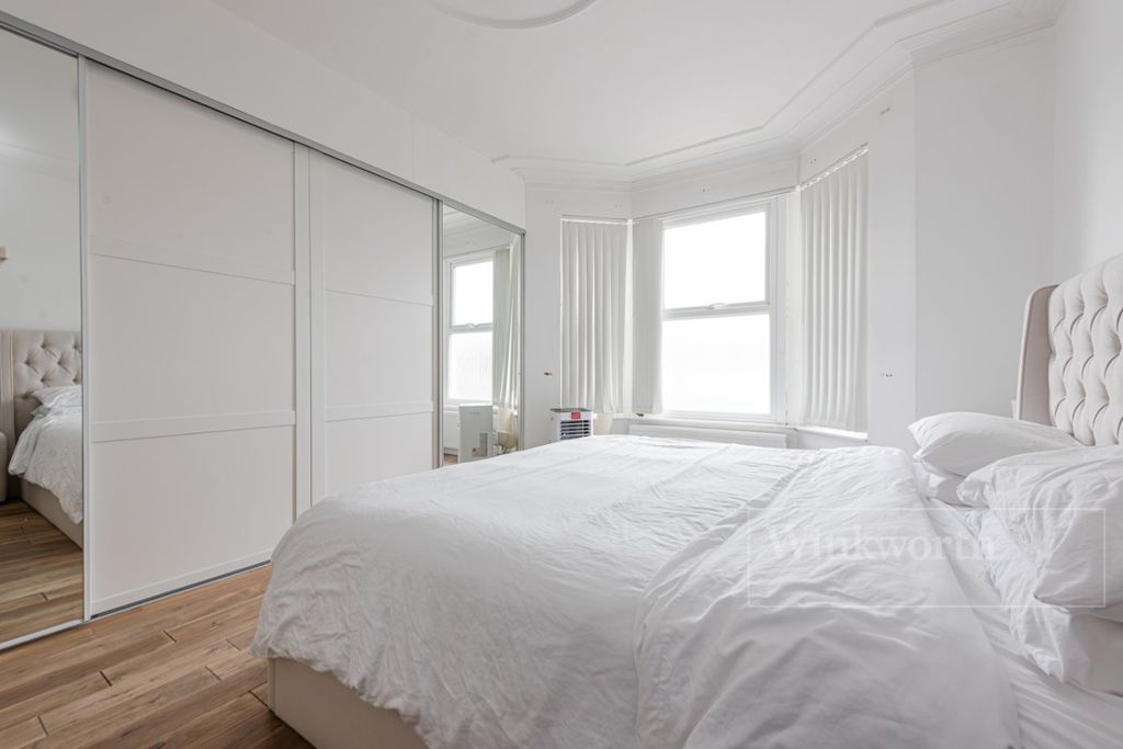 Property photo 3 of 9 Picture No. 06