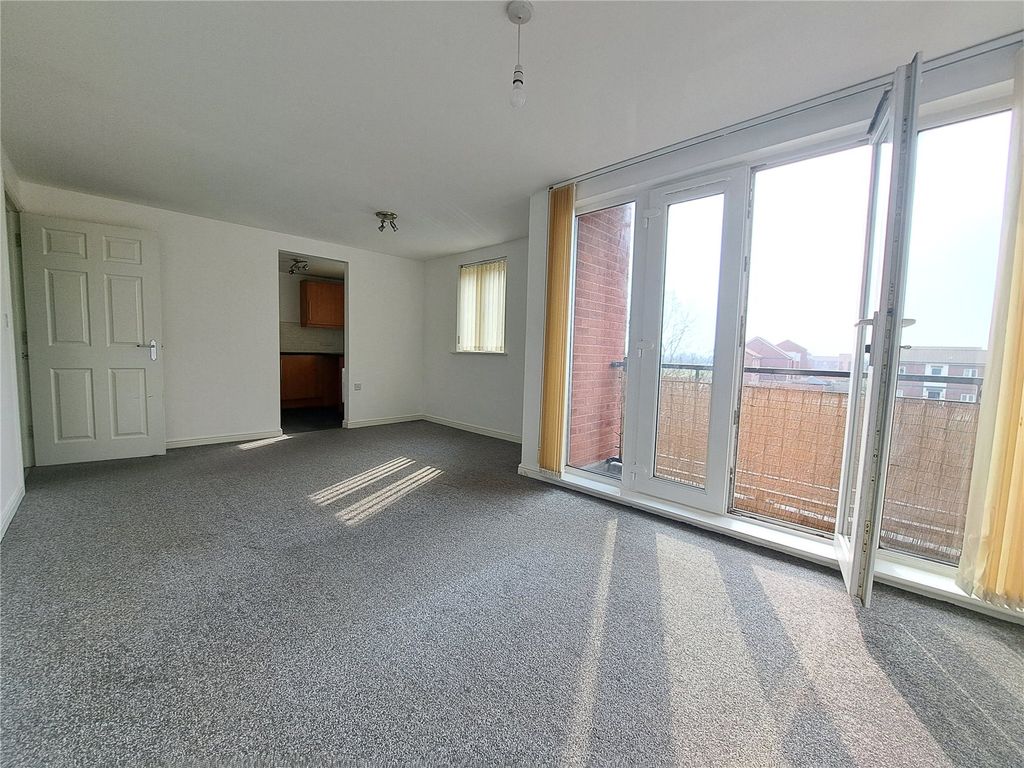 Property photo 2 of 14 Picture No. 06