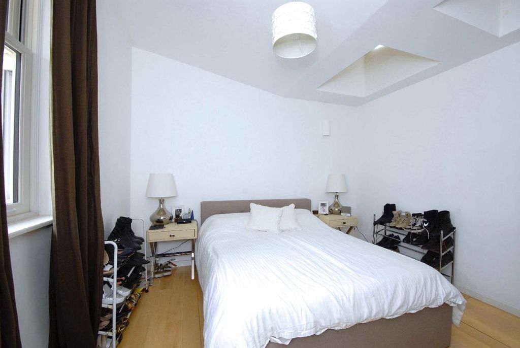 Property photo 3 of 5