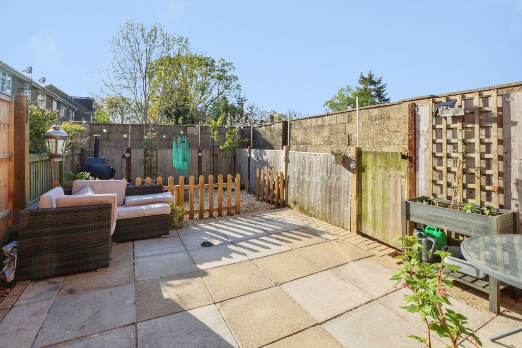 Property photo 2 of 14 Pbox-Img.Jpg