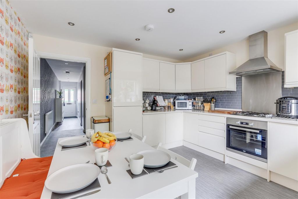 Property photo 3 of 20 Img_0391-Img_0395.Jpg