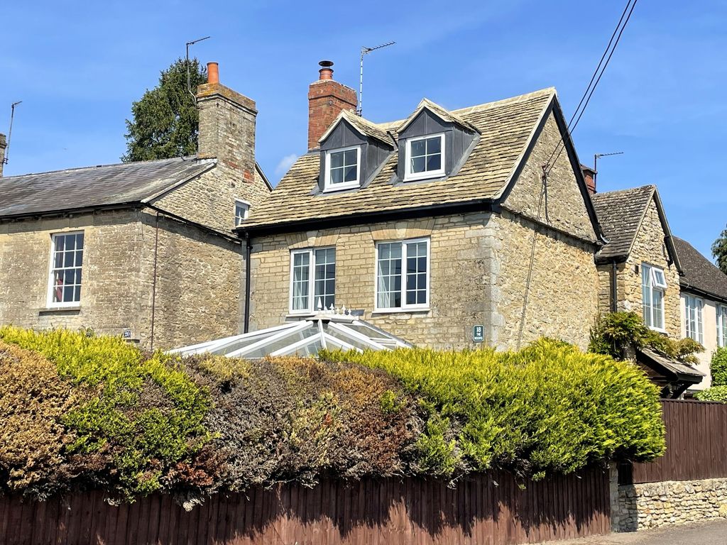 Property photo 1 of 24