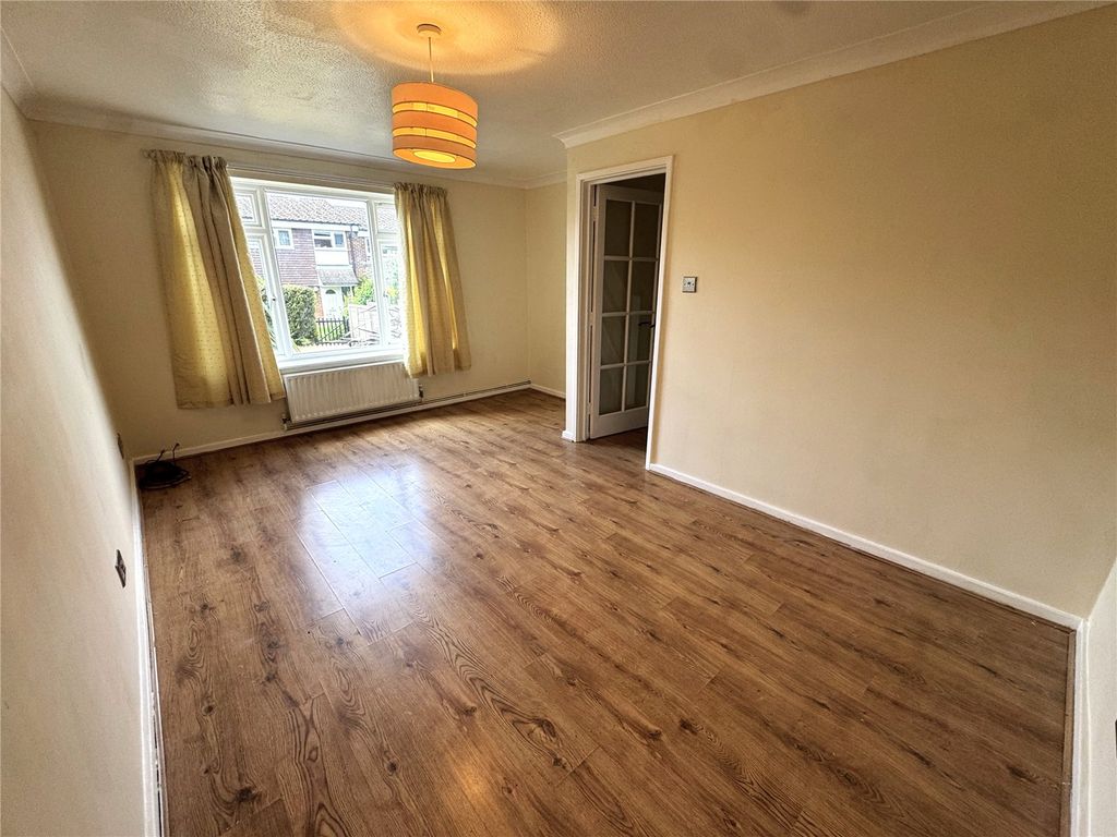 Property photo 3 of 11 Picture No. 20