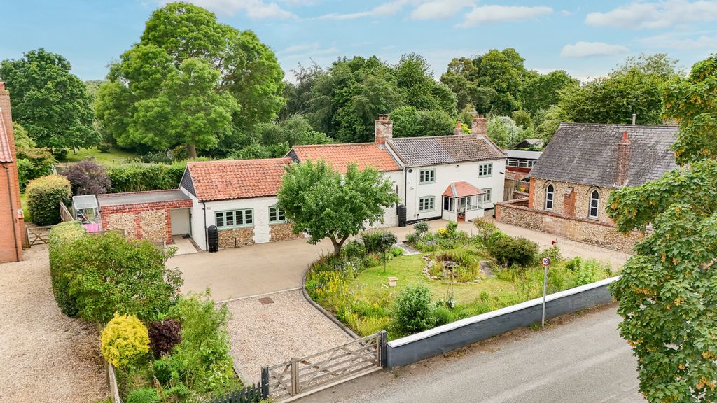 Property photo 1 of 54 4776132