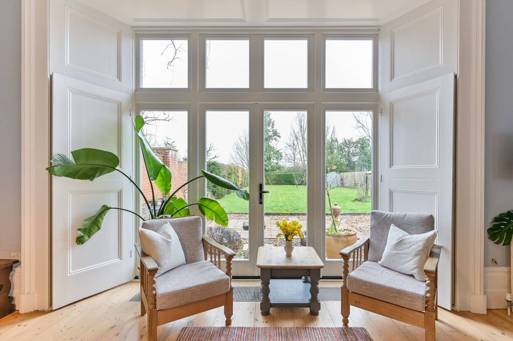 Property photo 3 of 22