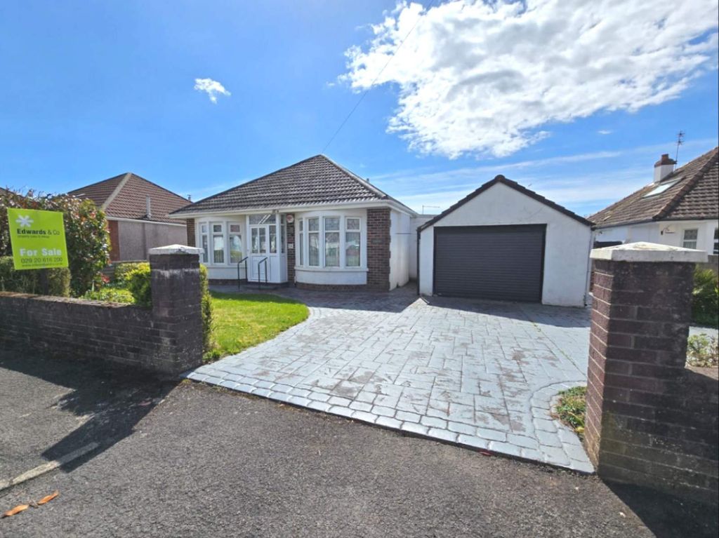 3 bed detached bungalow for saleLeamington Road, Rhiwbina, Cardiff. CF14