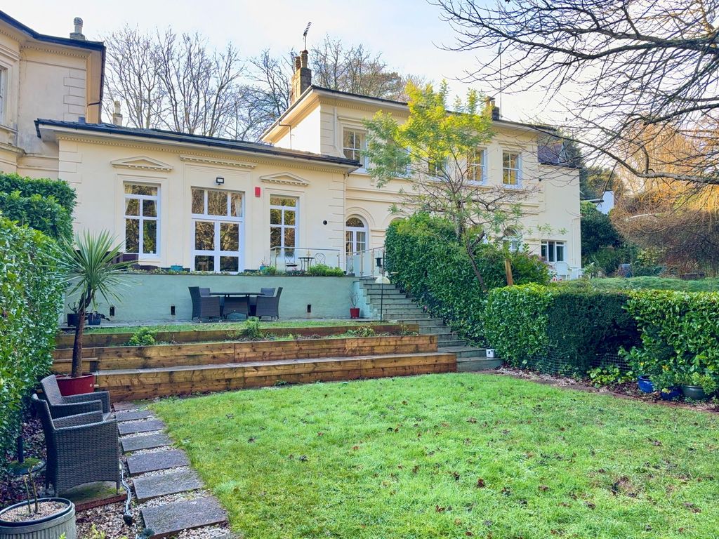 Property photo 1 of 37