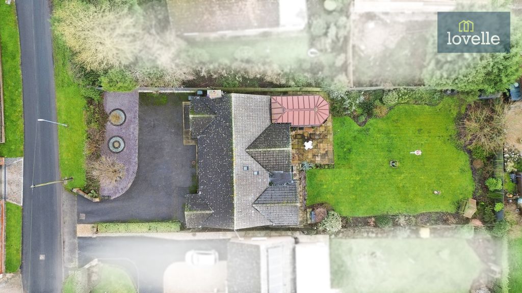 Property photo 2 of 24