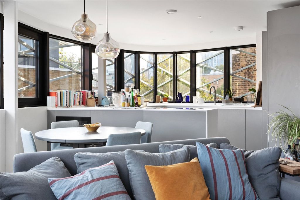 Property photo 3 of 12 Picture No. 09