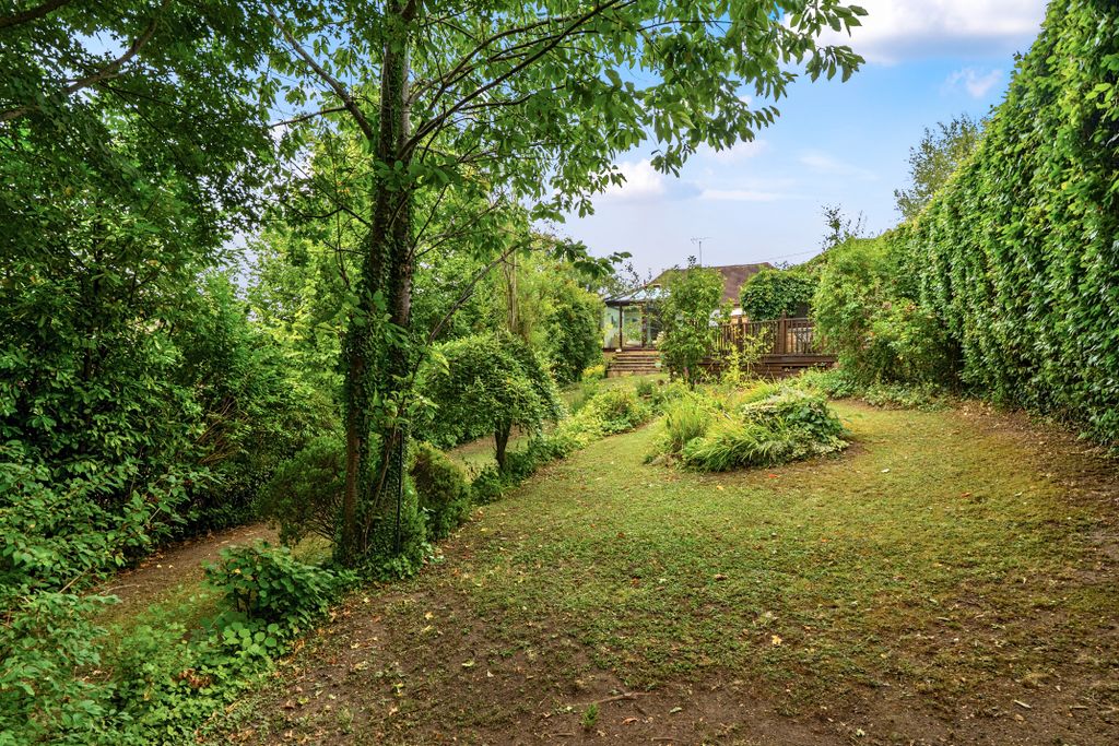 Property photo 2 of 14