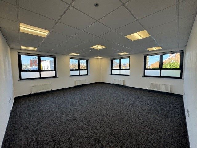 Property photo 3 of 14 Photo 10