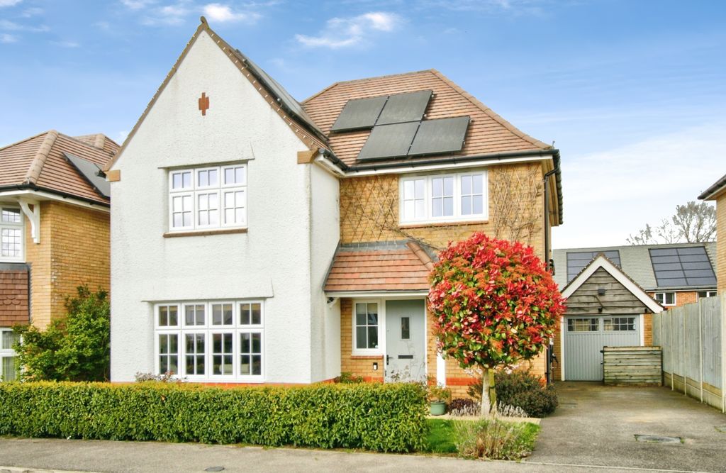 Property photo 1 of 18 98Db33F2-11Aw3