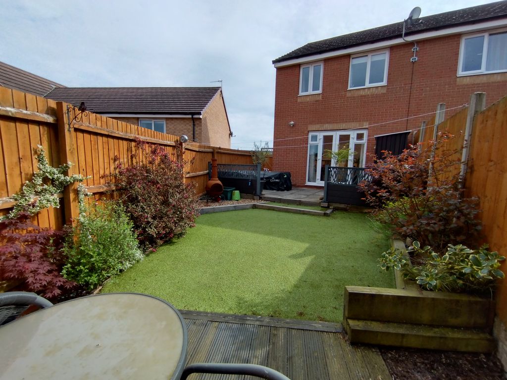 Property photo 2 of 23