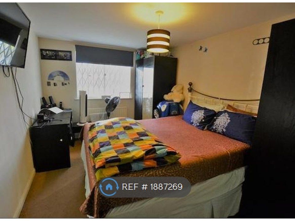 Property photo 2 of 6