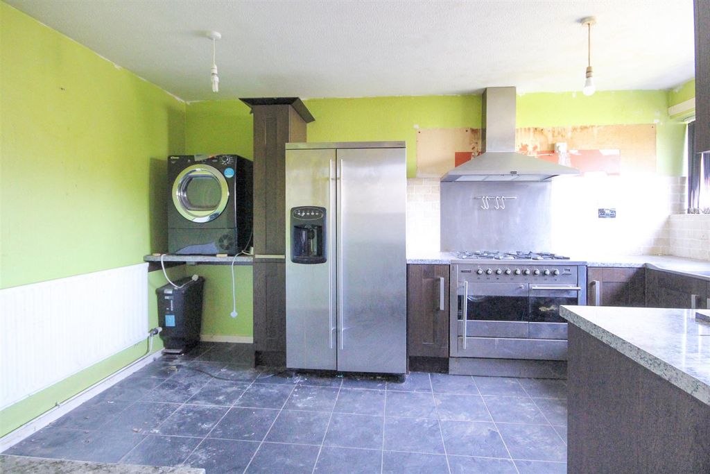 Property photo 2 of 15 Kitchen/Breakfast Room