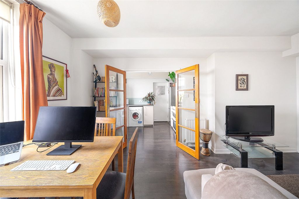 Property photo 3 of 14 Picture No. 04