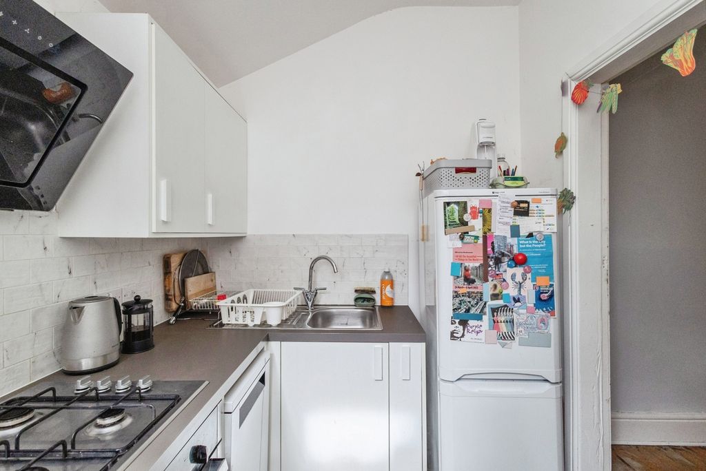Property photo 2 of 23 Pbox-Img.Jpg