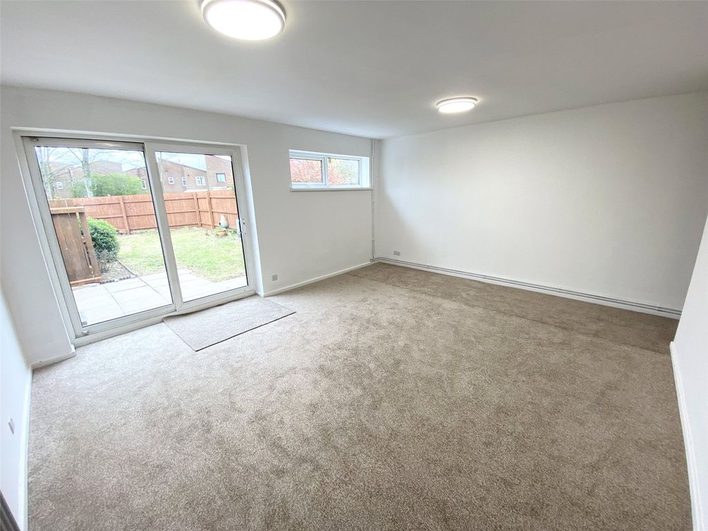 Property photo 2 of 14 Picture No. 09