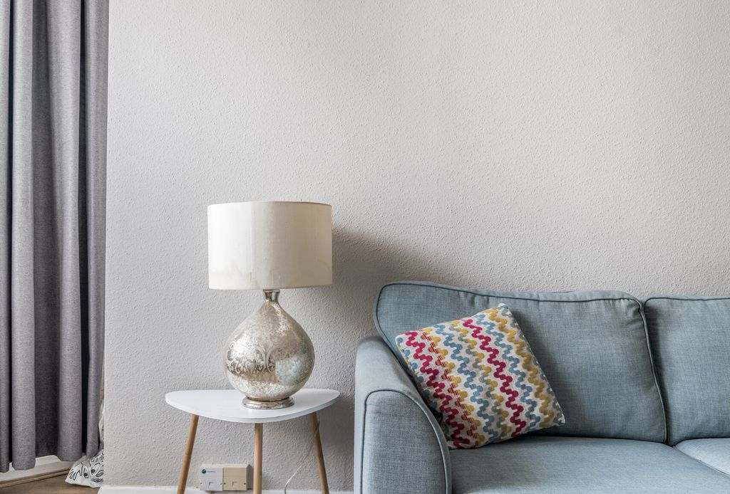 Property photo 2 of 9 1362175-10-68De8A...