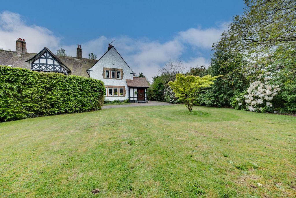Property photo 3 of 54