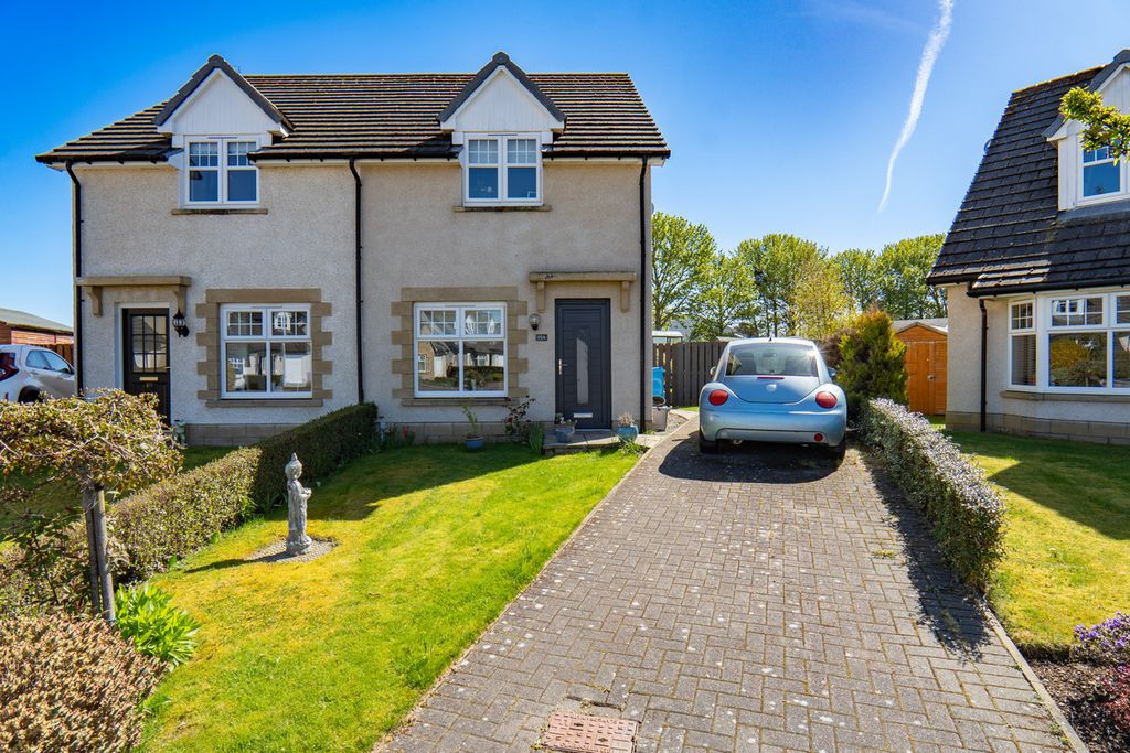 Property photo 1 of 34