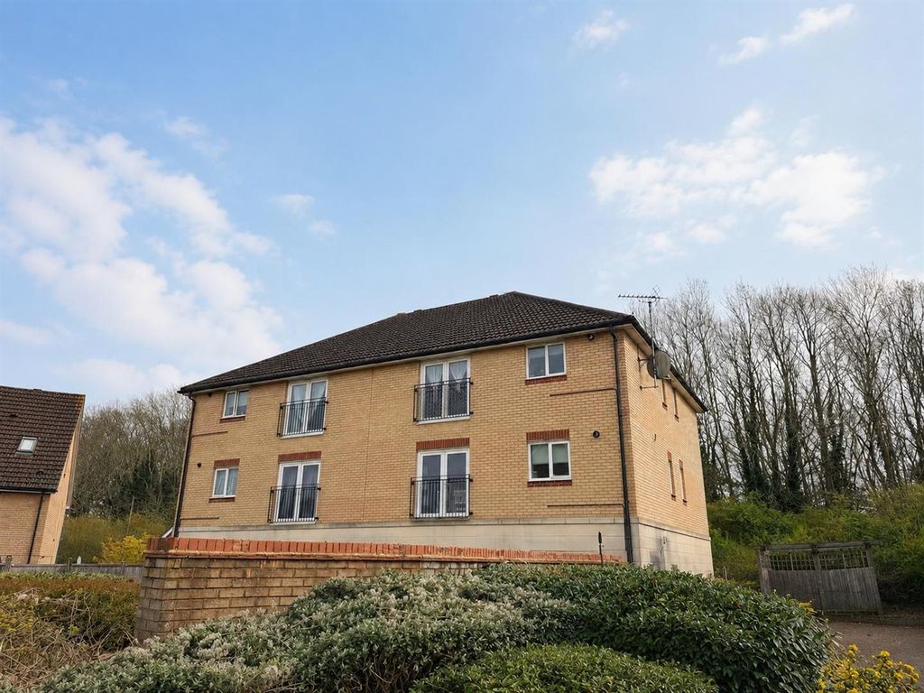 Property photo 1 of 8 Fe1E0dc0-Ac1B-4A0F-A7A6-E3F64423c9d8.Jpeg