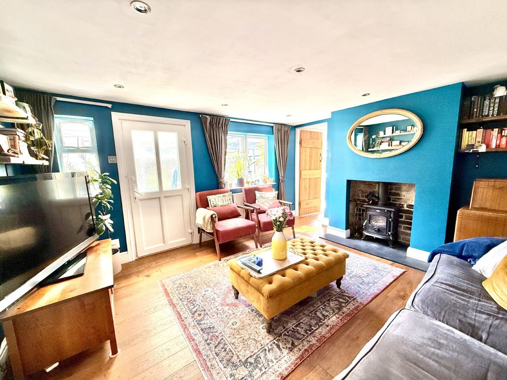 Property photo 2 of 14