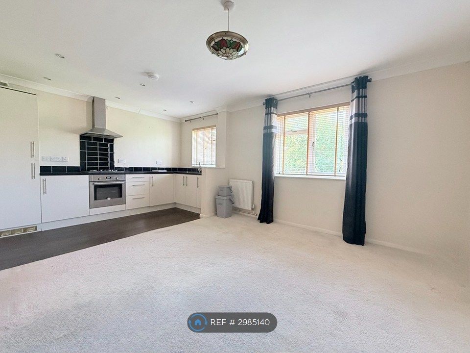 Property photo 3 of 6 Livingroom/Kitchen