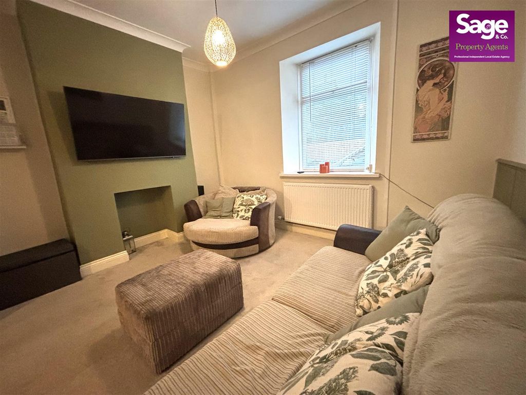 Property photo 2 of 17 Image00003 (1).Jpeg