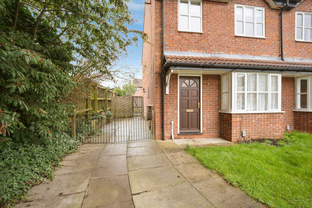 Property photo 1 of 13