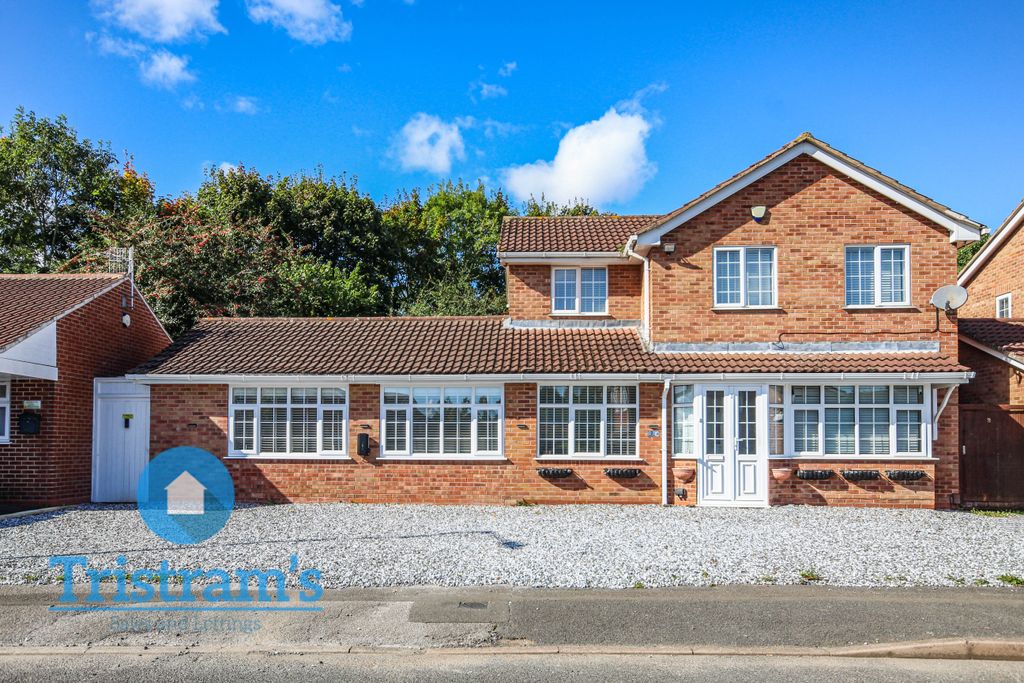 Property photo 1 of 34