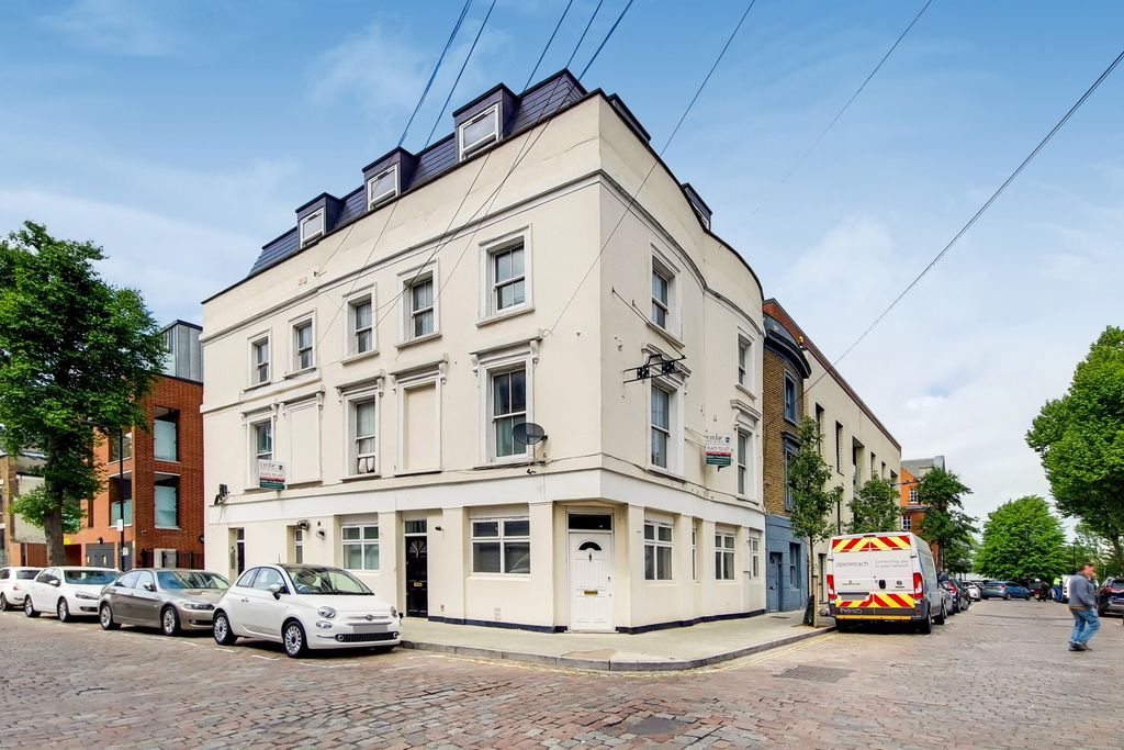 Property photo 1 of 6