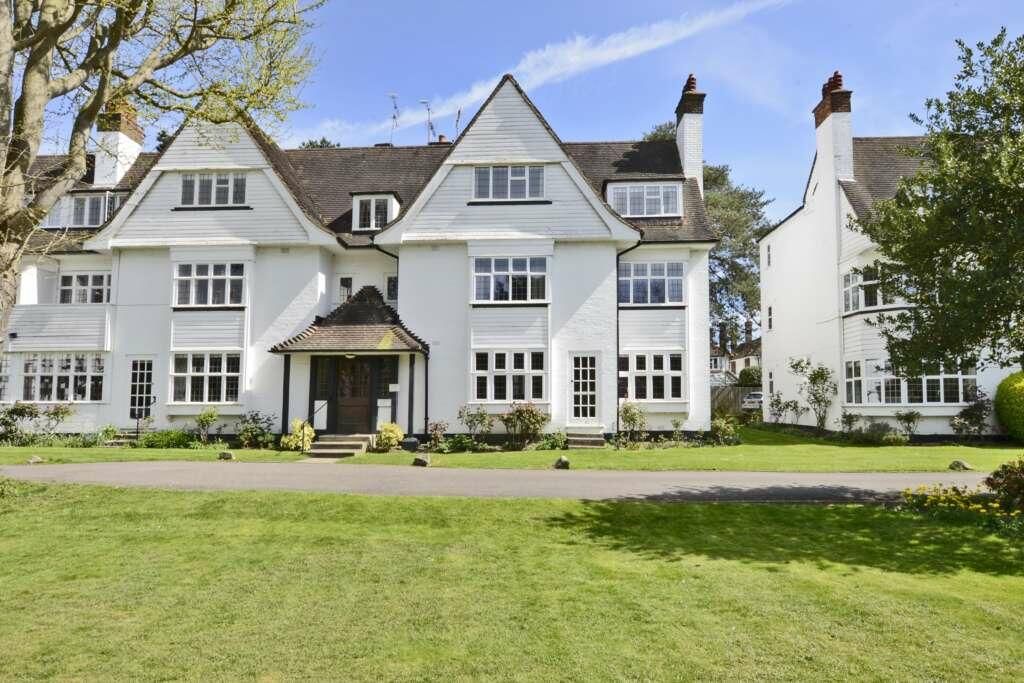 Property photo 2 of 9
